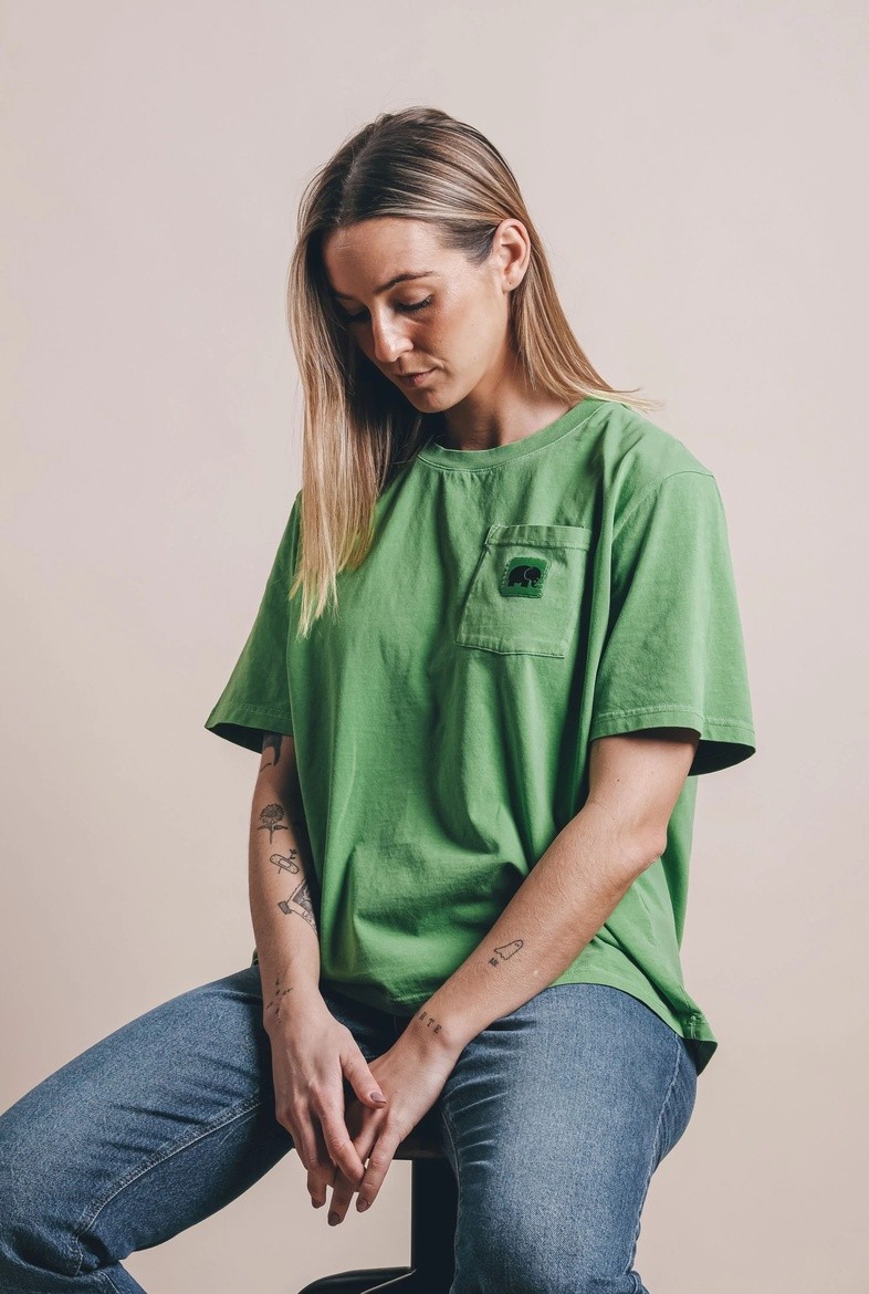 WOMEN'S MENORCA POCKET | trendsplant | veganes T-Shirt | Meadow Green